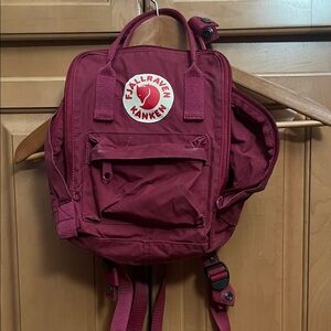 Fjallraven Kanken Backpack in Burgundy